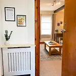 Borders Retreat, Cosy 1 Bed Flat - 3miles From M6 Jct45 - Near A75, Gretna & Carlisle *